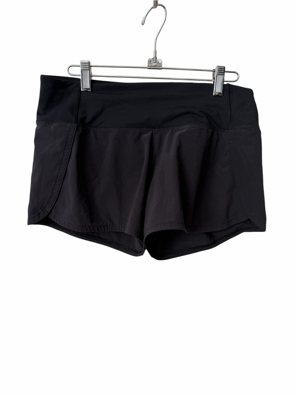 Lululemon Run Times Short II 4 in Black Running Shorts Zip Pockets Womens 6